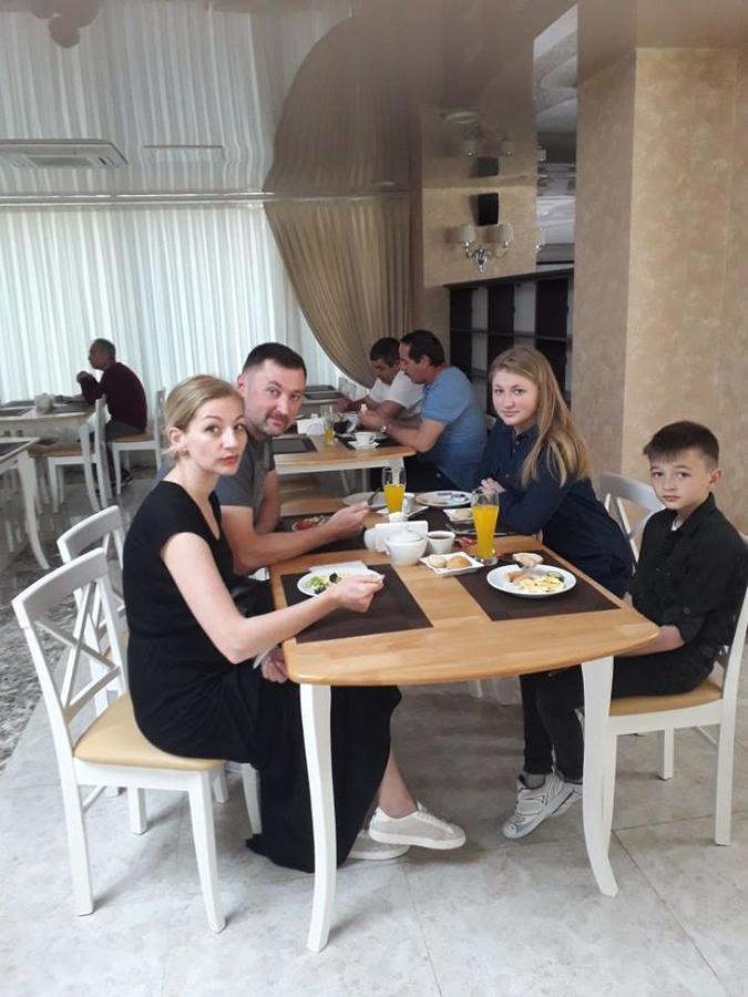 Continent Hotel Baku Bagian luar foto